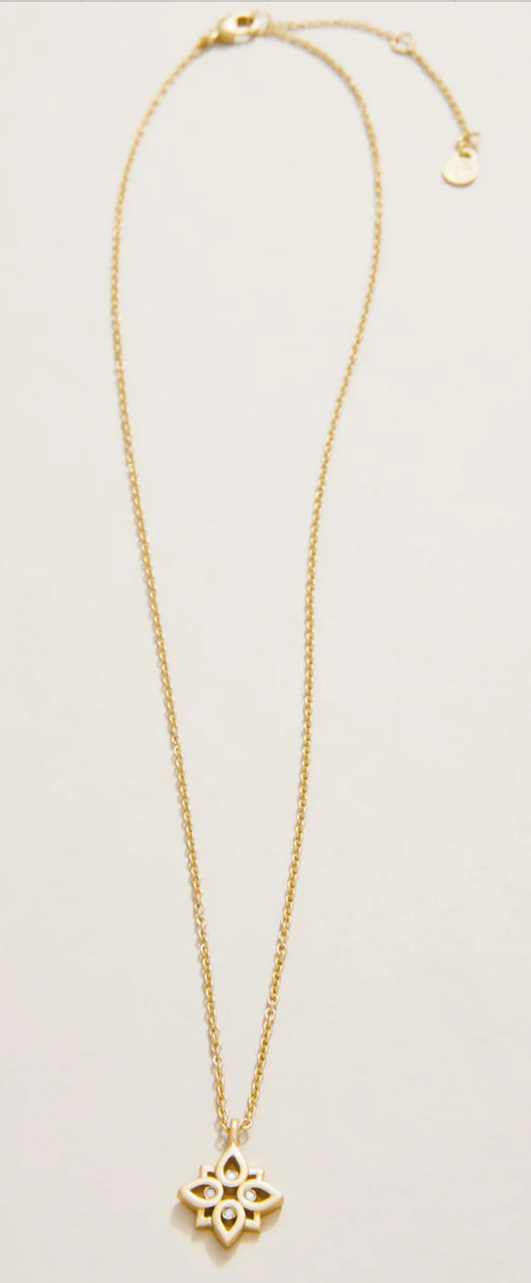 Sea La Vie Never Give Up/Lotus Necklace