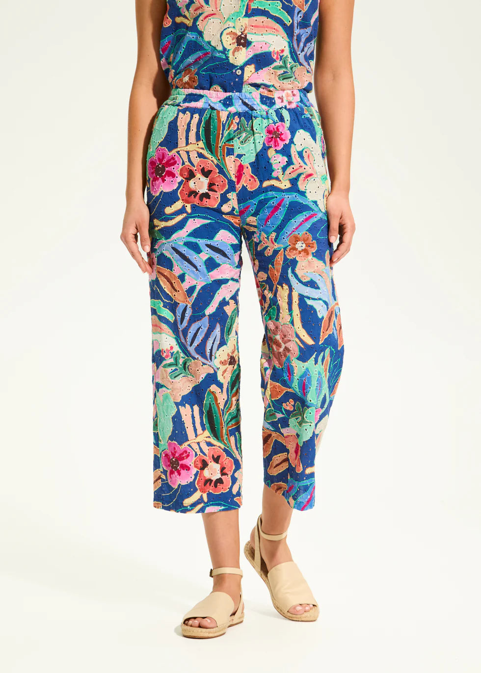 Printed Pull On Eyelet Wide Leg Crop Pant