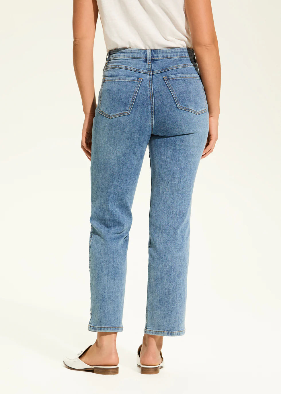 Suzanne Straight Ankle Jean