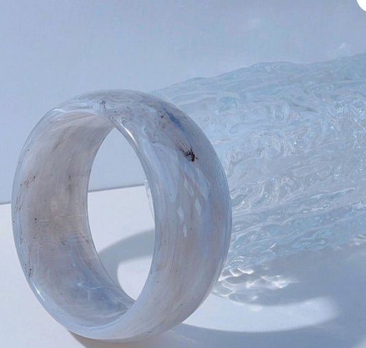 Irregular Translucent Fashion Bracelet