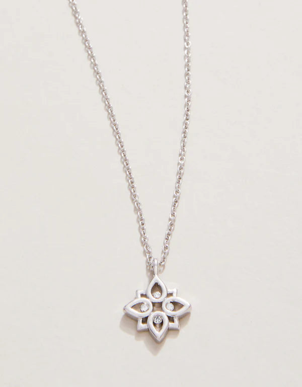 Sea La Vie Never Give Up/Lotus Necklace