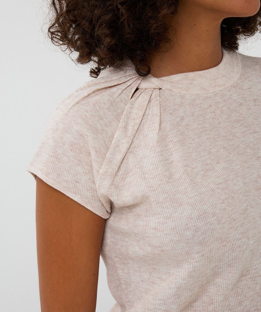 Short Sleeve Twisted Knit Sweater