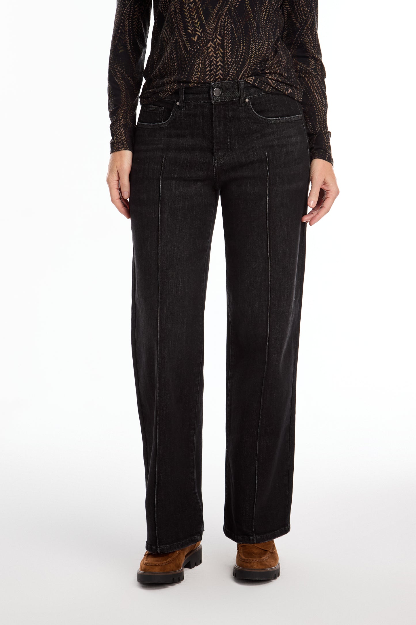 Olivia Pintuck Wash Wide Leg Jean